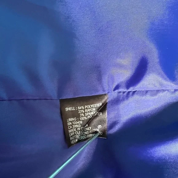 Tahari Blazer Women’s Crop Jacker Arthur Levine 2 Petite - Picture 9 of 10